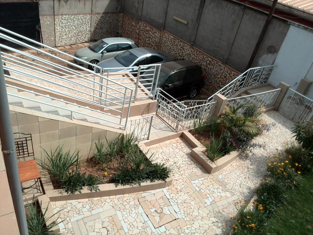 Toundalia Résidence Yaoundé Exterior foto