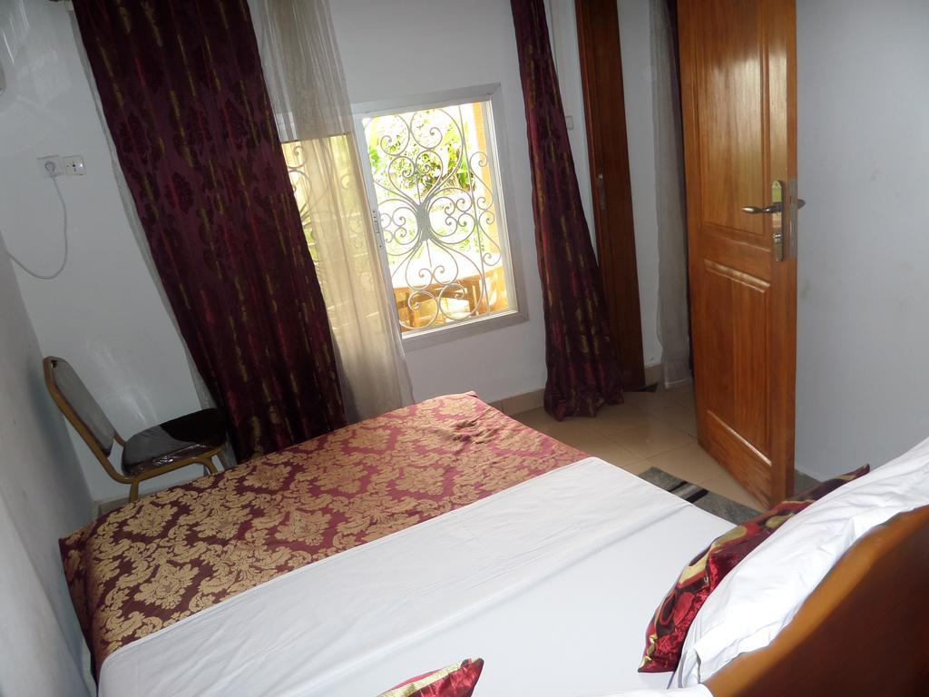Toundalia Résidence Yaoundé Exterior foto